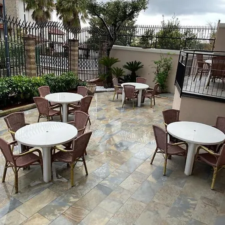 فندق Il Rosone 3*